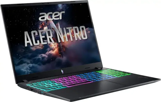 Acer Nitro V 16 — RTX 5060, Core 7, vista 2