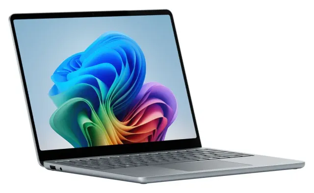 Microsoft Surface Laptop 13" — Ocean, vista 2