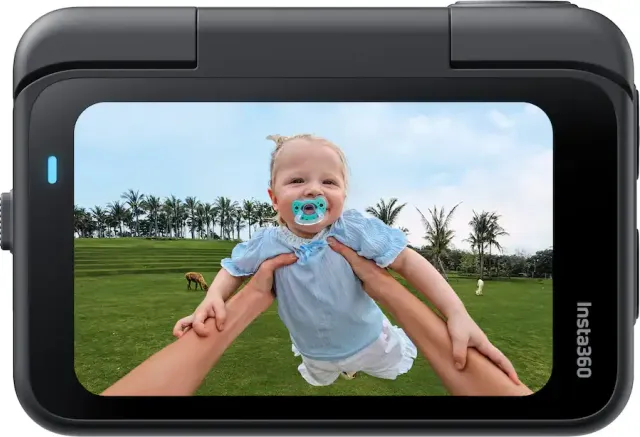 Insta360 GO Ultra Creator Bundle Negro, vista 3