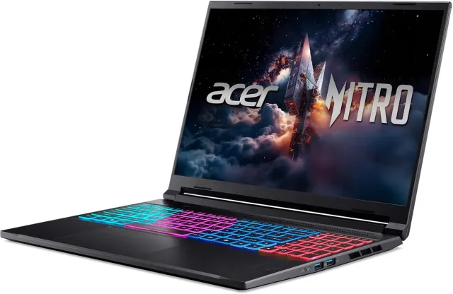 Acer Nitro V 16S — RTX 5070, 2560 × 1600, vista 3