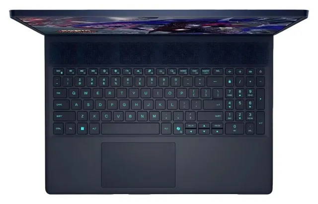 Alienware 16X Aurora — RTX 5060, 32 GB, vista 4