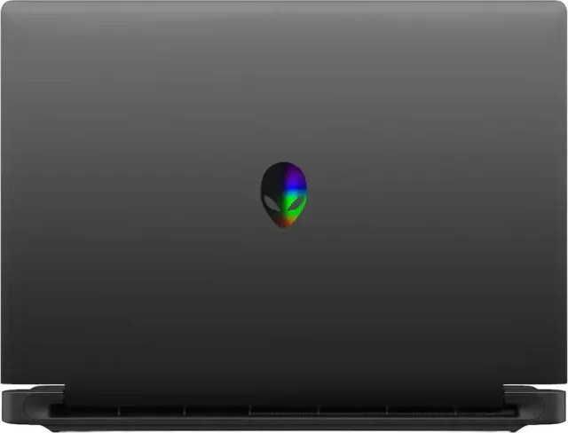 Alienware 15 — RTX 5050, vista 4