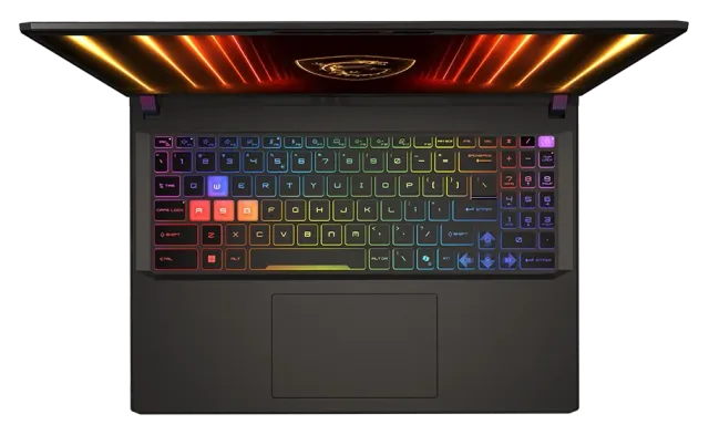 MSI Vector 16 HX AI — RTX 5080, 32 GB, vista 4