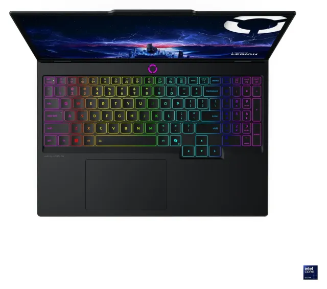 Lenovo Legion 5i Gen 10 15" — RTX 5070, OLED, vista 4