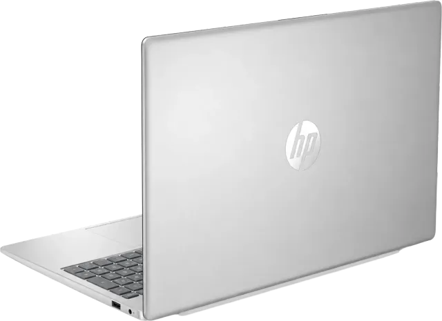 HP 15 15,6" — Core 7, 16 GB, vista 4