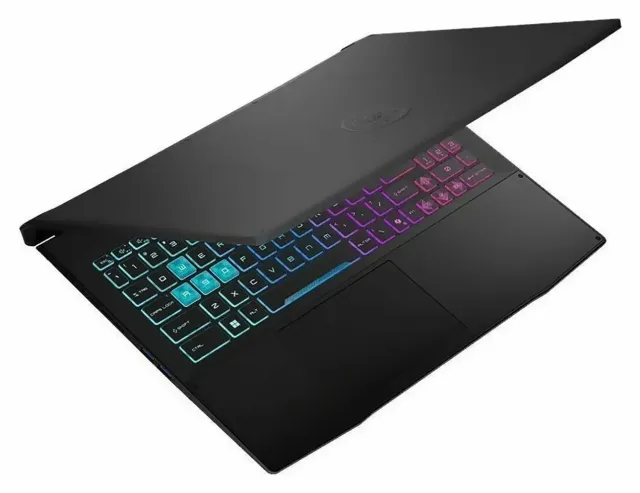 MSI Katana 15 — RTX 5070, vista 5